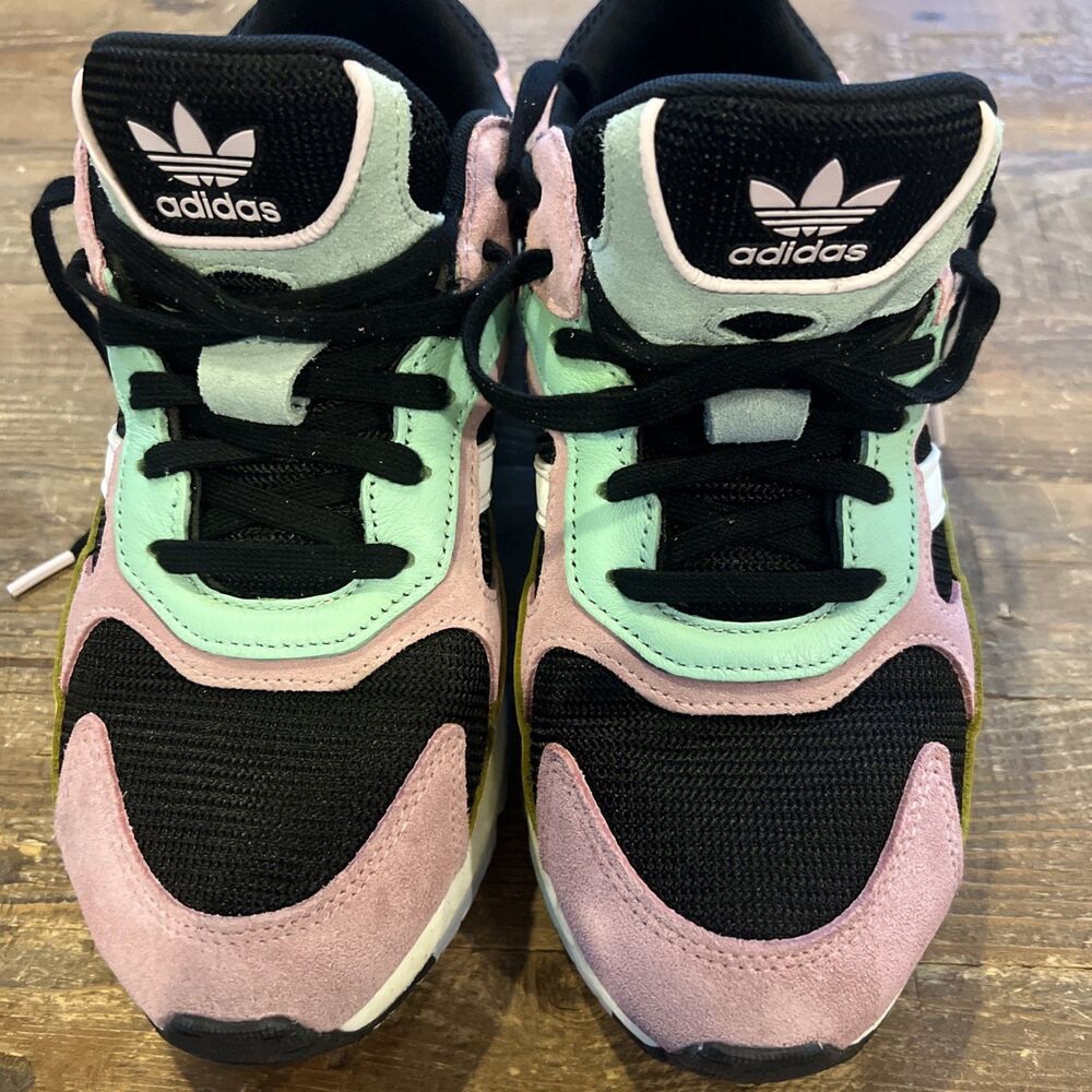 Size 9.5 Adidas Originals Tresc Run Boost Women Running Sneaker Shoes EF7643 EUC